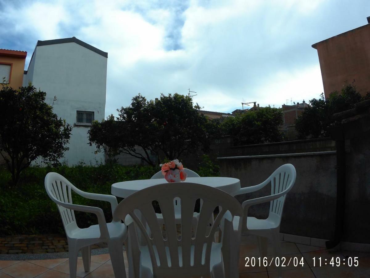 Apartmán Nonna Defenza Teulada Exteriér fotografie